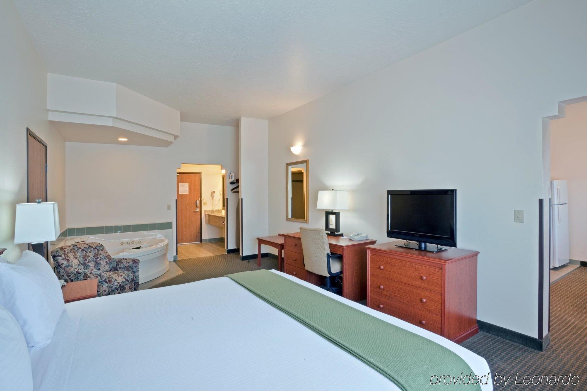 Holiday Inn Express Hotel & Suites Ashland By Ihg Habitación foto
